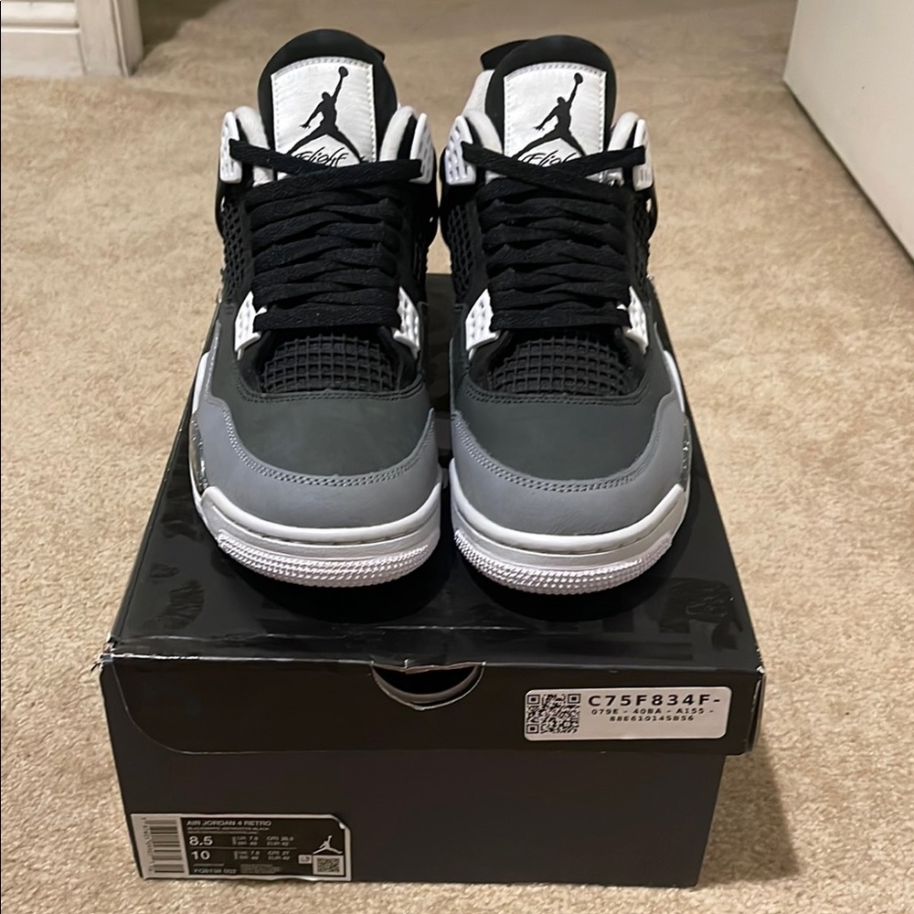 Jordan 4 Fear